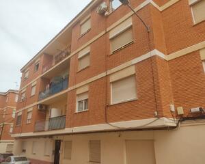Piso de 2 habitaciones en Puerta de Valencia, Almansa