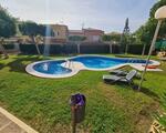 Bungalow con piscina en Urbanizaciones, L'Alfas del Pi