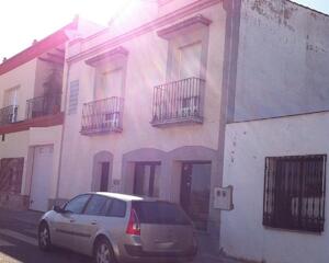 Piso de 3 habitaciones en Centro, Valdelacalzada
