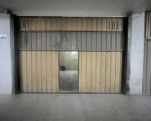 Garatge en Centro, Grado
