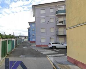 Piso de 3 habitaciones en Avenida de España, Torrelavega