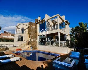 Casa amb piscina en Vilafortuny, Cambrils