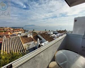Adosado con terraza en Playagetares, Algeciras