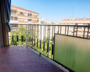 Piso de 6 habitaciones en Centro, Santa Marina Badajoz