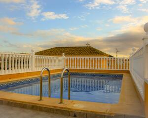 Apartamento con piscina en Pueblo, Formentera del Segura