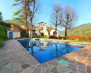 Casa con piscina en Sot del Bac, Figaro-Montmany