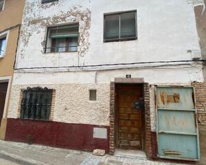 Casa de 5 habitaciones en Pueblos, Fréscano
