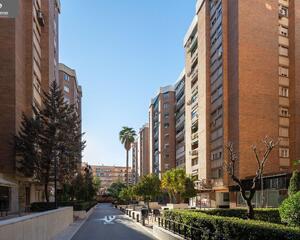 Piso con terraza en Alminares, Centro Granada