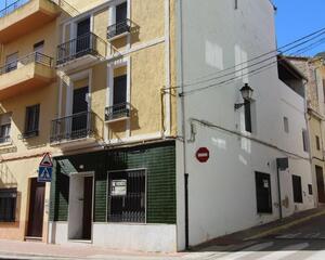 Casa en Avenida Font Menor, Avenida Del Mueble Simat de la Valldigna