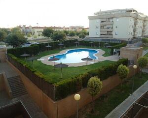 Piso con piscina en Canaleja, Jerez de la Frontera