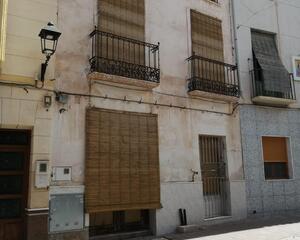 Casa rural de 7 habitaciones en Centro, Monforte del Cid