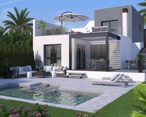 Casa con jardin en Sin Zona, Alicante