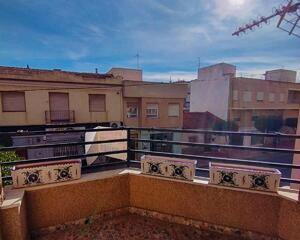 Piso de 3 habitaciones en Centro, Alhama de Murcia