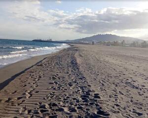 Piso con vistas en 2ªLinea de Playa, Garrucha