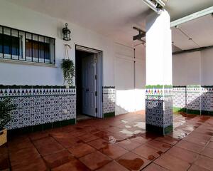 Adossat amb terrassa en Gevora, Badajoz