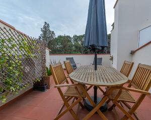 Ático con terraza en Poble Nou, Figueres