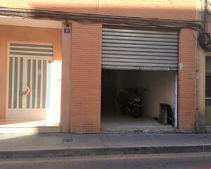 Local comercial con trastero en Carolinas, Campoamor Alicante