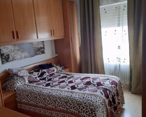 Piso de 4 habitaciones en San Pablo , Albacete