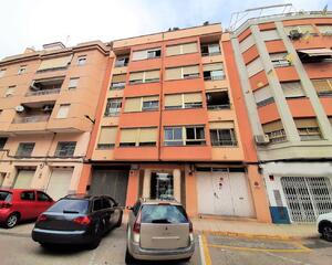 Piso de 5 habitaciones en Zona Parque Pere Crespi, Alzira