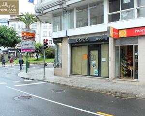 Local comercial en Praza de Galicia, Carballo