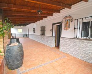 Casa de 3 habitaciones en Barranco del Sol, Almogía