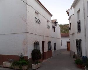 Casa de 3 habitaciones en Armuña, Armuña de Almanzora