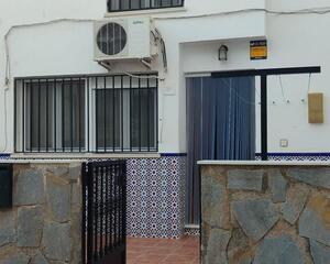 Casa con patio en Avd Andalucia, Macael