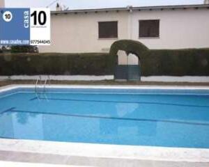 Adossat amb piscina en Centre Nou, Torredembarra