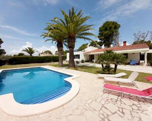 Villa con piscina en Calafat, L' Ametlla de Mar