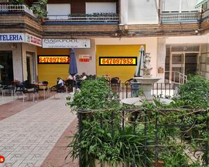 Local comercial en La Chana, Pedro Antonio de Alarcón, Centro Granada