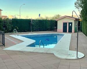 Piso con piscina en Levante , Córdoba