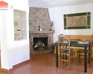 Casa con chimenea en Villatoro