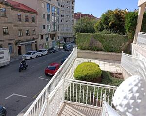 Piso de 3 habitaciones en Pza. España, Casablanca Vigo