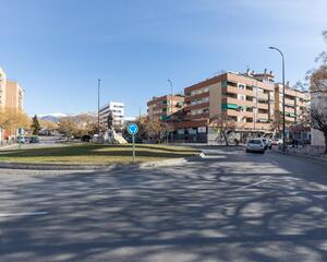 Piso de 3 habitaciones en Carrefour, Zaidín Granada