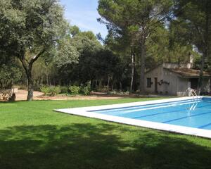 Chalet con piscina en Albacete