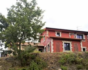 Casa de 4 habitacions en Mondariz-Balneario