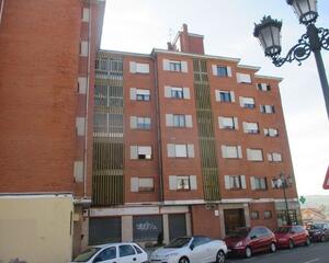 Piso con terraza en Huca, Oviedo