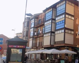 Piso de 4 habitaciones en Astorga