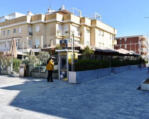 Local comercial con terraza en Castelldefels