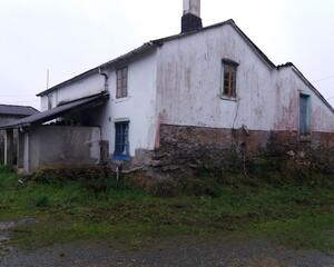 Casa rural de 3 habitacions en O Albeiro, San Sadurniño