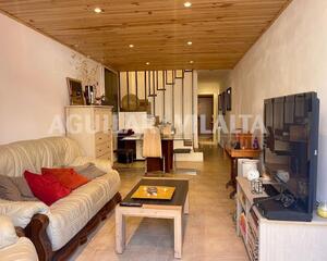 Adosado de 3 habitaciones en Joan Miró, Canovelles