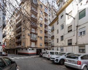 Piso de 5 habitaciones en Alhamar, Centro Granada