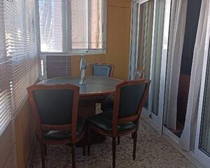 Piso de 4 habitaciones en Benalua , Alicante