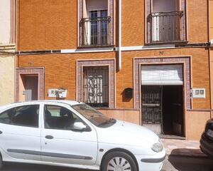 Piso reformado en San Isidro, Almansa