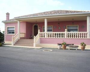 Casa rural con garaje en Torrellano