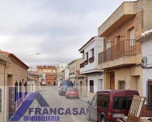 Casa en Zona Oeste Cerca del Ceip Jiménez de Córdoba, Villarrobledo