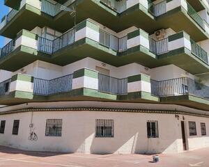 Apartamento de 4 habitaciones en La Carihuela, Torremolinos