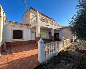 Villa de 3 habitaciones en Los Blancos, Chirivel