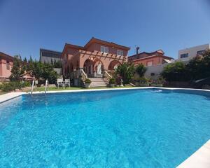 Casa con piscina en Colonia San Miguel, Algeciras