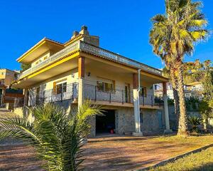 Villa con patio en Los Pinares, Lloret de Mar